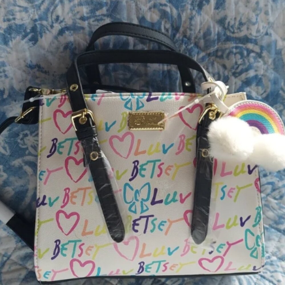 NEW Betsey Johnson SIGNATURE RAINBOW MED SATCHEL - Picture 2 of 8